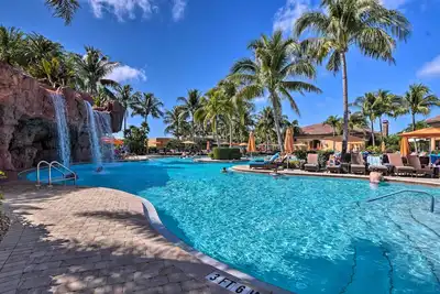 Image de Nouveau! Lavish Naples Resort Villa avec piscine privée!