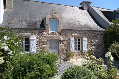 Image de PÉNERF maison de charme proche du port. Animaux acceptés.