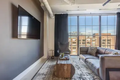 Image de Sherwood Loft by Atlanta Luxury Rentals