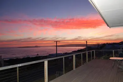 Image de 98 Seagull Avenue - Superbes vues, parfait pour un maximum de 12 personnes