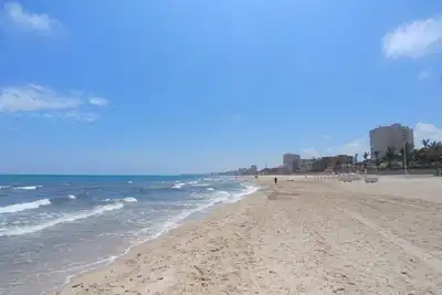 Image de On the beach, with air conditioning, pool, wifi, paddle, and more! # 1