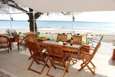 Image de Marina Beach House à Lothiarika Beach de Lindos (région de Pefkos)