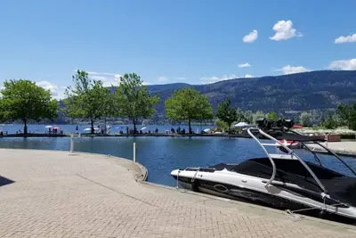 Image de Sunset Waterfront Resort 112- 2Bed-2Bth- Vues sur le lac et la lagune- 1386238