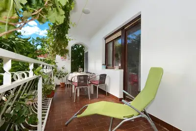Image de Appartement de deux chambres prés de la plage Vinisce, Trogir (A-16485-a)