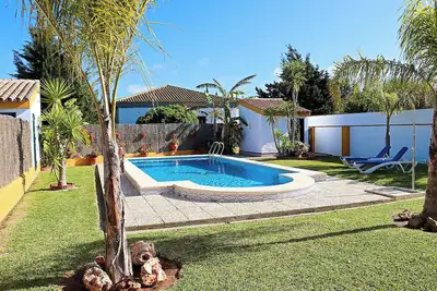 Image de Villa avec piscine à Roche Viejo