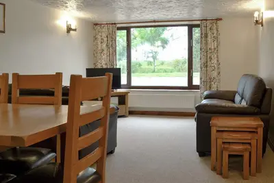 Stable Cottage 5 - Ukc3744