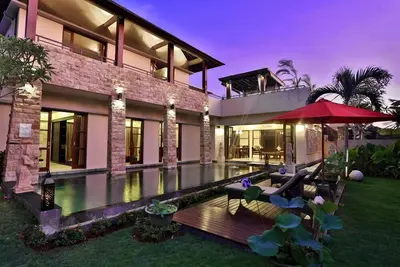 Hideaway Private 3 Bedroom Villa près de la plage, Canggu
