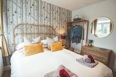 Image de Appartement de vacances contemporain avec terrasse privée, Parking, Vue sur la mer &