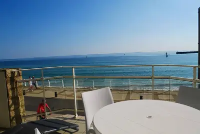 Quiberon - Studio rénové 28m² - Terrasse sud - Garage privé