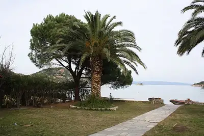 Image de Appartement supérieur - Ellen en face de la plage (style grec)