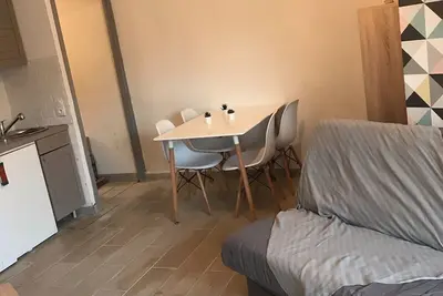 Image de Appartement 1 chambre avec jardin