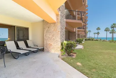Image de Sonoran Sea Deluxe 3 chambres / 2 salles de bain rez de chaussée avant de l'océan