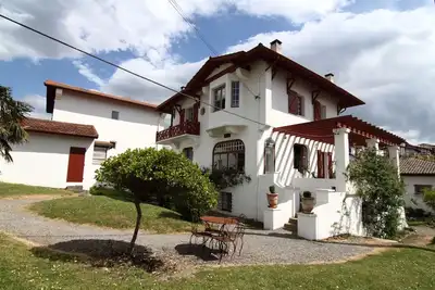 Image de character villa in exclusive area of ​​St. Jean de Luz 300 m from the beach