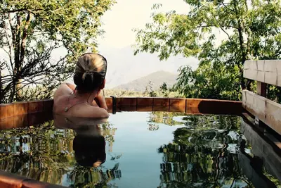 Image de Luxe rural en montagne avec bain à remous privé