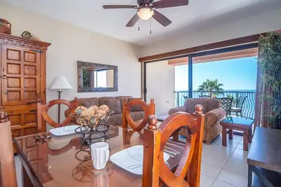 Image de Sse 412 Amazing Ocean Front 1 condominium de chambre à coucher au 4ème étage