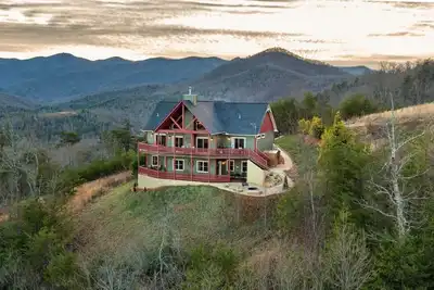 Image de Nouvelle Liste! Vues panoramiques incroyables sur la montagne au Lakota Lodge