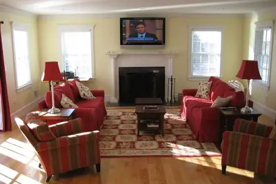 Image de Belle Nouvelle maison de luxe, à quelques pas de la ville