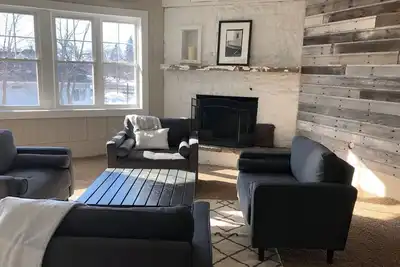 Image de Près de Fontana, renouvelez votre esprit dans le Loft Angel! Charme, style cottage Apt.