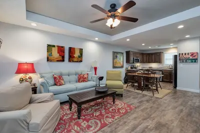 Image de Cullman Craftsman Corporate Duplex Home