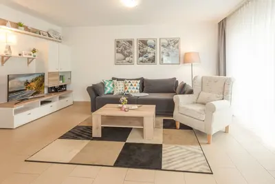 Villa Manatee, appartement de bien-être avec terrasse et espace sauna à Sellin