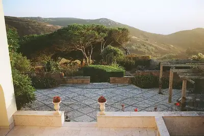 Image de Villa la plus occidentale d'Europe avec des vues spectaculaires sur l'océan