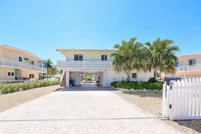 Image de Holly’s Hideout (Rêve du pêcheur)