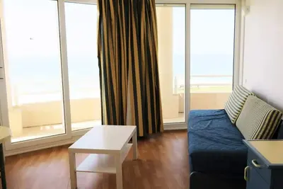 2 Pièces 6 Personnes Côté Mer