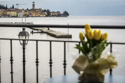 Image de Mari House Lake Front
