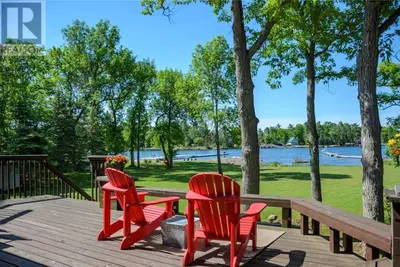 Image de Lakehouse magnifique dans Honey Harbour magnifique