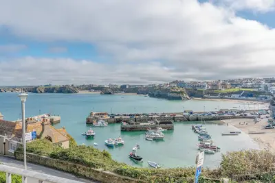 Image de 2 chambres à coucher à Newquay