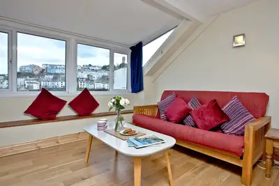 Image de 2 chambres à coucher à Brixham