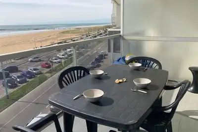 Image de Appartement moderne 2 chambres avec balcon face mer, WiFi et parking à Saint-Jean-de-Monts