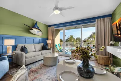 Image de Br2br Sterling Shores 215��� Ouvert Du 13 Au 15 Mai 738 $! 100 pieds 2 Beach- GulfFront Pool!