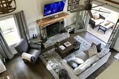 Image de Mashburn Mountain Lodge-Vues sur la rivière et la montagne-Lac Rabun