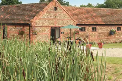 Baileys Barn - Ukc3738