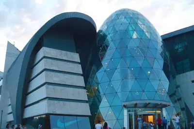 Image de Superbe appartement près de la place de la Liberté avec vue sur la Formule 1