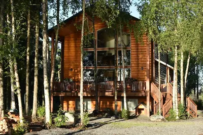 Image de Belle maison sur la rivière Lower Kenai!