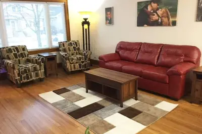 Image de Merveilleux! Graduation navale des Grands Lacs - 12 personnes