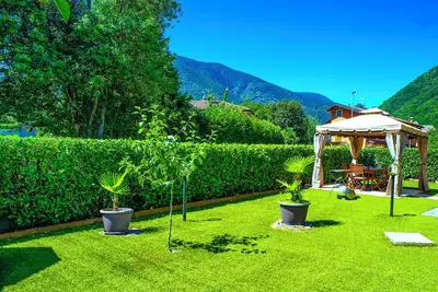 Image de Charmant appartement de 3½ pièces avec grand jardin avec gazebo et barbecue