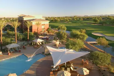 Image de Kierland Villas 2 Br Lockoff Villa, parfait pour l'entraînement de printemps et les vacances de printemps