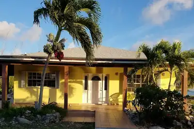 Image de Explorer Long Island en toute simplicité! À quelques minutes du trou bleu de Dean! Soleil, sable, mer.