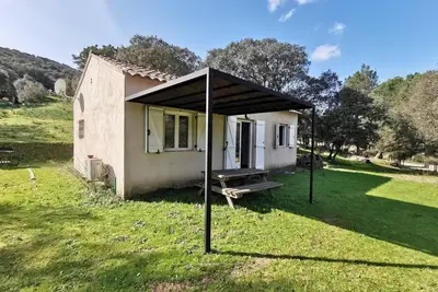 Image de Maison 55 m², grand jardin calme à la campagne, proche plage de Lava