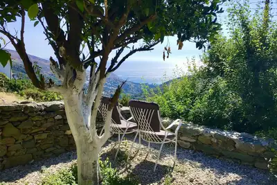 Image de Gourmets, maison confortable à Apoikia-Sariza Spring, Andros