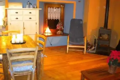 Image de \"Le Nid di Cœur\" - Cir No. 0004 - warm and welcoming typical dwelling.