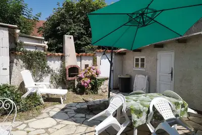 Image de \"La Tocade', Villa  typique, proximité  plage et centre