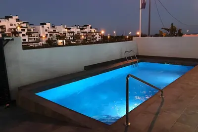 Image de Nouvelle villa de luxe - Près de la plage, des restaurants et des centres commerciaux!