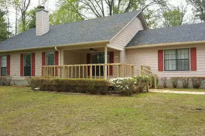 Image de 393 House on the hill