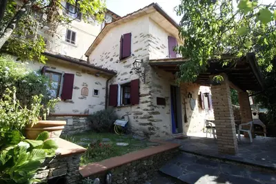 Image de Vacation Home à Stazzema avec 2 chambres à coucher, 5 couchages