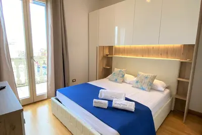Image de Chambre quadruple avec balcon vue sur la mer