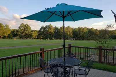Image de Grande cabine située sur le parcours de golf de Tannenbaum à Drasco, Ar